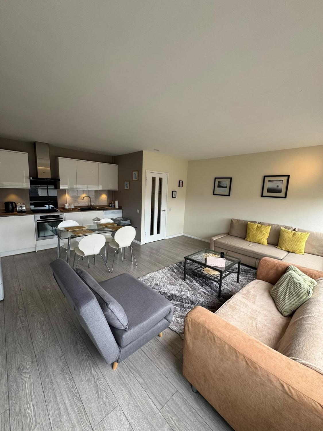 Regent's Park One-Bedroom Apartment